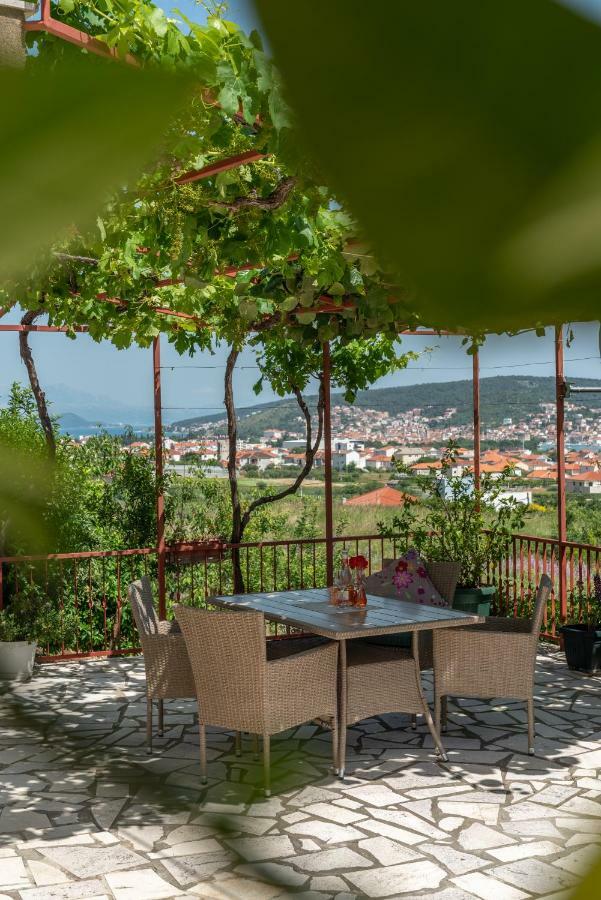 Apartment Nives Trogir Zewnętrze zdjęcie