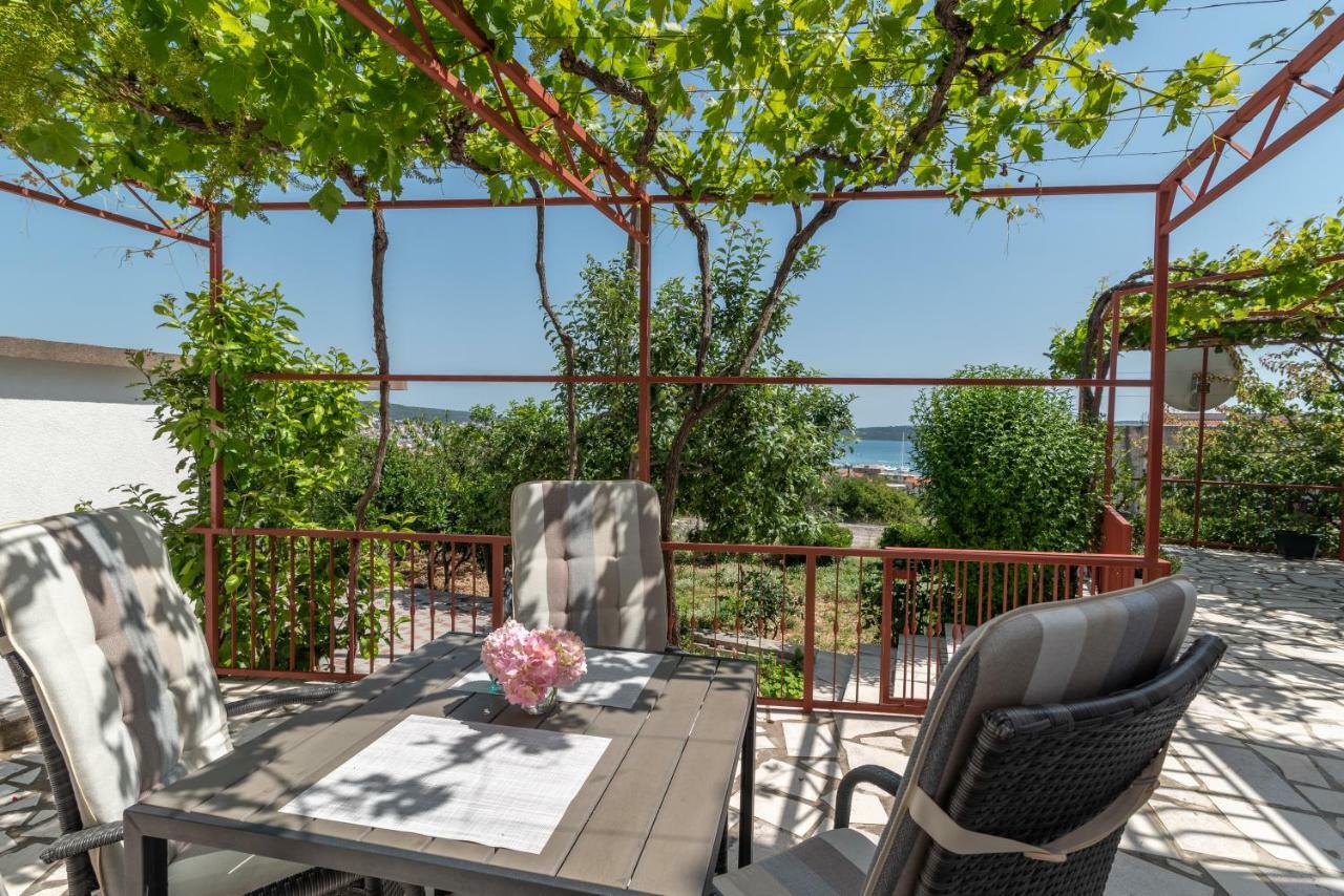 Apartment Nives Trogir Zewnętrze zdjęcie